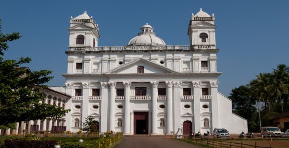 Baga Beach Goa - Travel Guide On Places To Visit & Things To Do